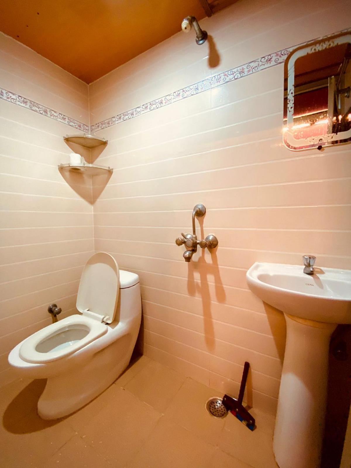 Marigold Guest House バラナシ 部屋 写真